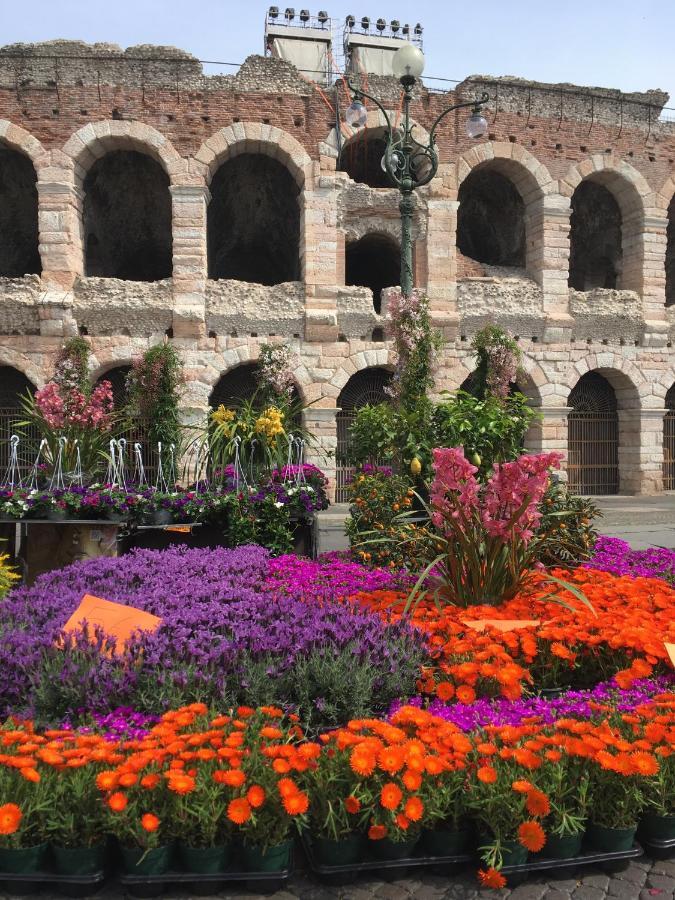La Piu' Bella Verona Luaran gambar